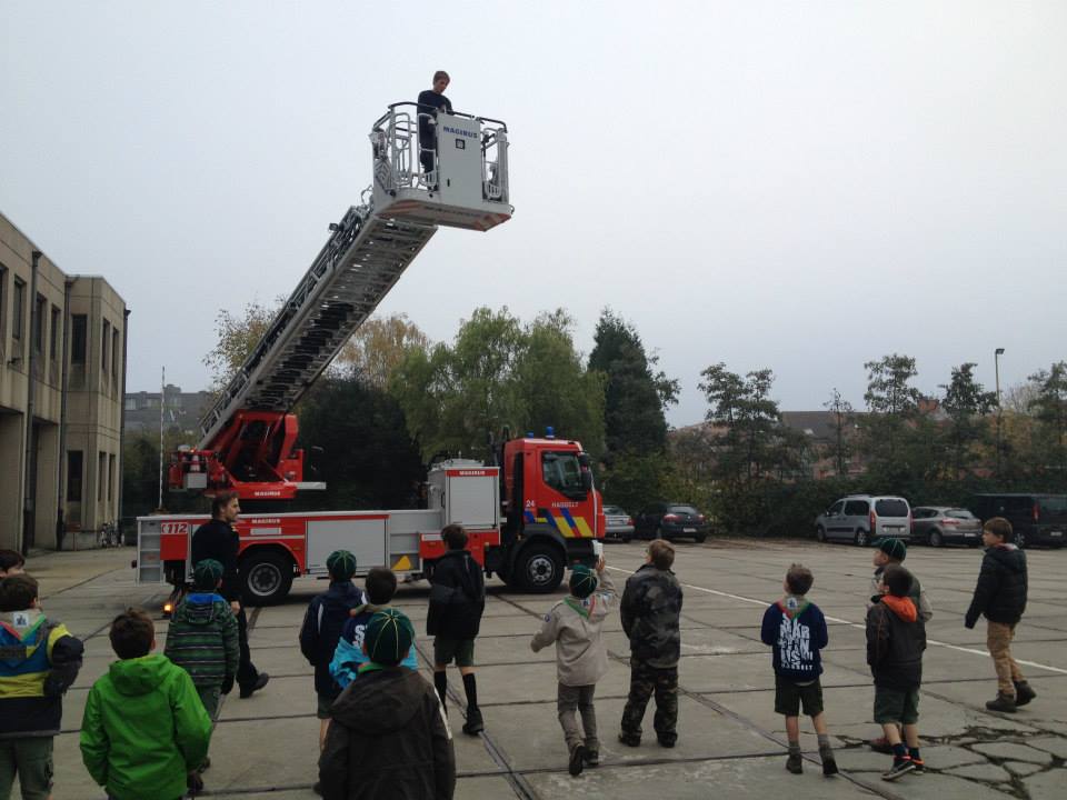 Sint-Martinus den XIIde - Bezoek Brandweer Welpen Kiewit
